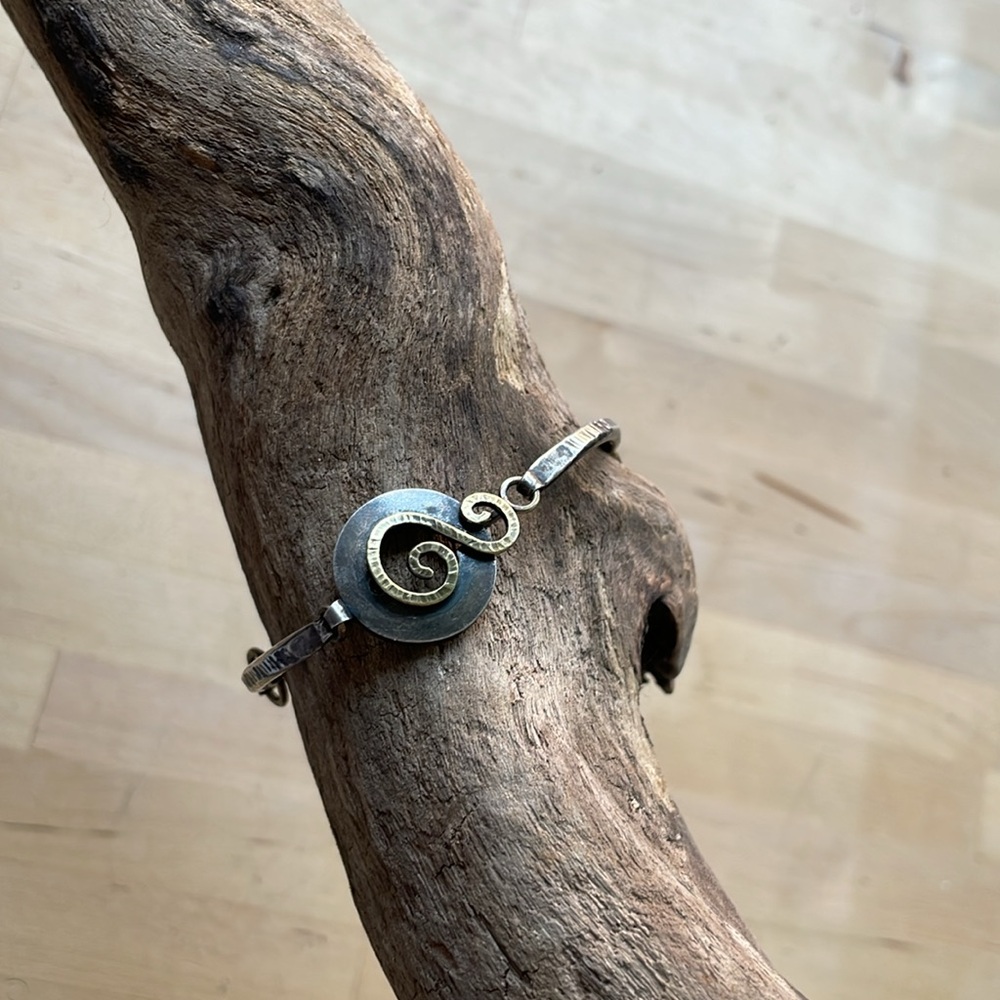 Two-Tone Bracelet in Brass & Oxidized Silver – Handcrafted with Unique Clasp